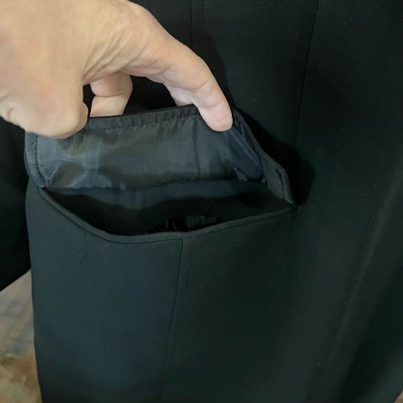 H&M, Single Breasted 3/4 Length Black Tailored Classic Topper/Blazer. - Picture 8 of 15